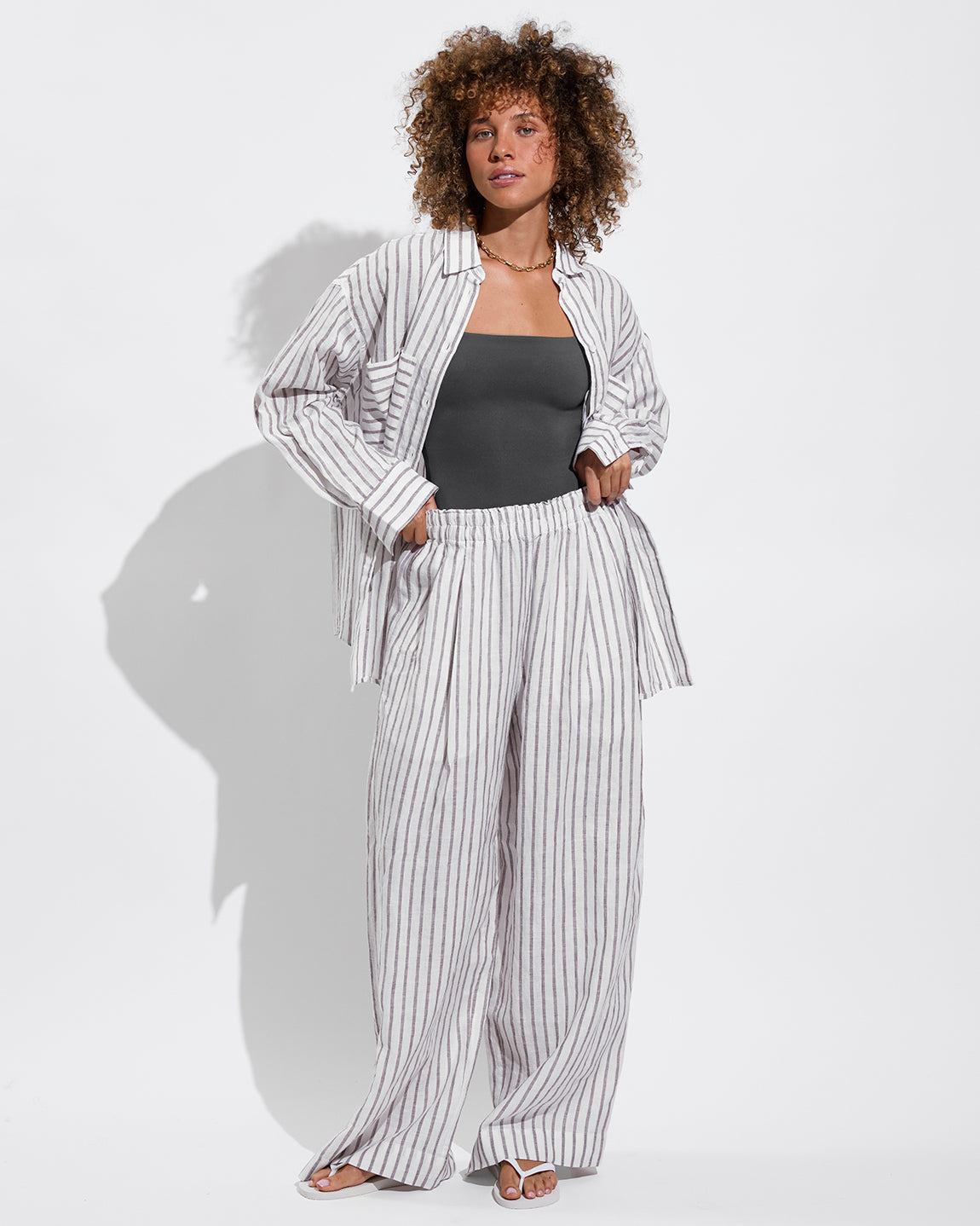 Getaway Button Down: Classic Stripe: Stormy / Coconut