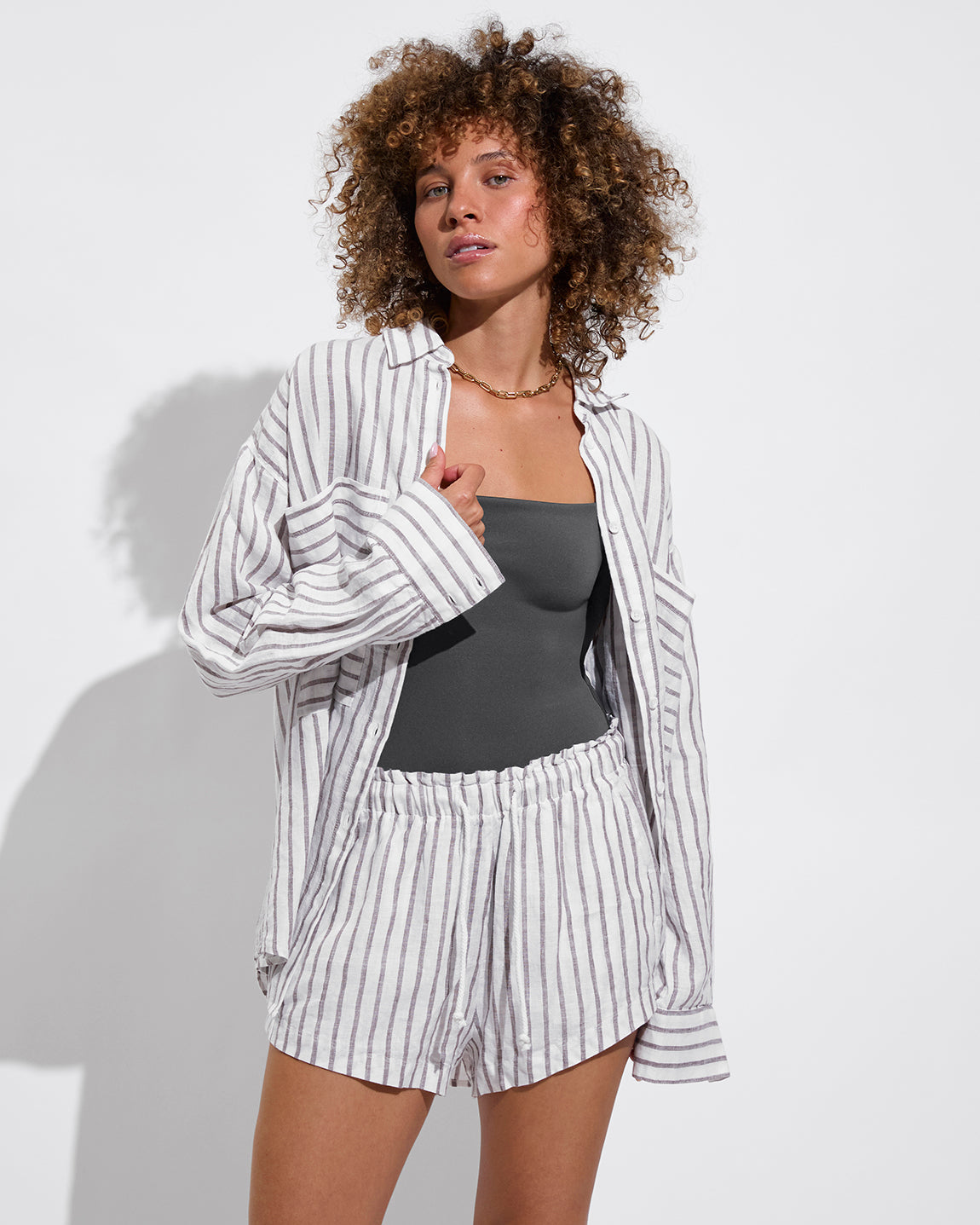 Getaway Button Down: Classic Stripe: Stormy / Coconut